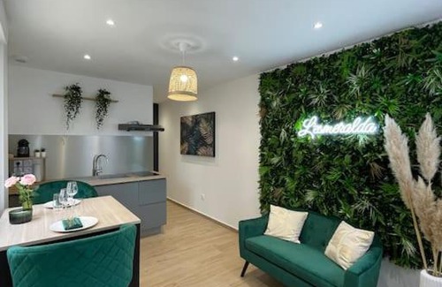Evreux Apartamento | L'ESMERALDA SPA