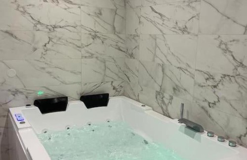 Evreux Apartamento | L'ESMERALDA SPA