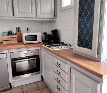 Rocbaron Apartamento | L'esquiróu