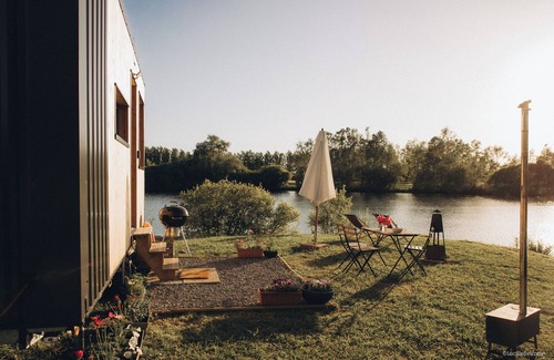 Villeneuve-la-Guyard Cabina | L'Etang des P'tits Plaisirs - Nature refuge