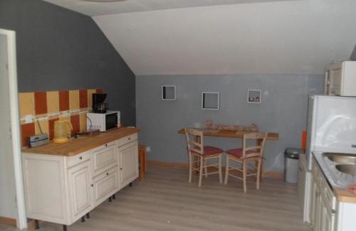 Saint-Hilaire-la-Gravelle Cama Y Desayuno | L'etape de St Hilaire La Gravelle