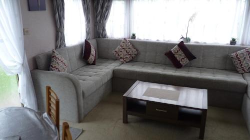 Ingoldmells Apartamento | L&g FAMILY HOLIDAYS 6 BERTH CORAL BEACH LAURA FAMILYS ONLY AND LEAD PERSON MUST BE OVER 30