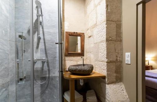 Bourges Apartamento | L'Hôtel de Panette - La Charpente climatisée Renaissance - cathédrale