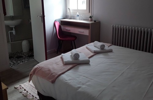 Chinon Cama Y Desayuno | L'hôtel du Café des Arts