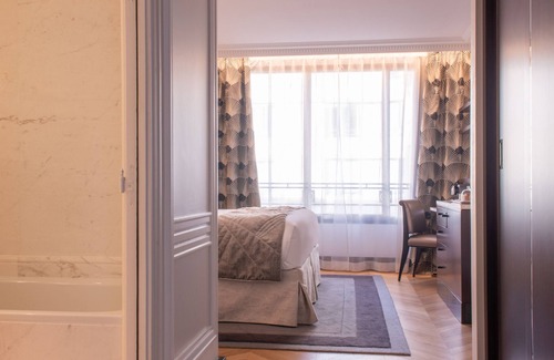 Faubourg-du-Roule Hotel | L’Hôtel du Collectionneur Paris