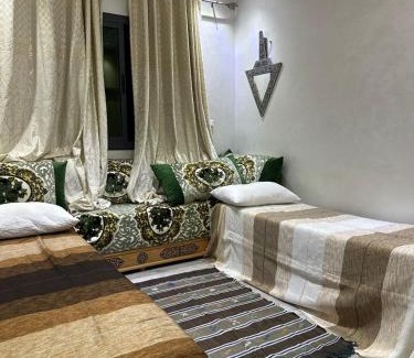 Quartier Al Adarissa Casa | l'habitation avec la famille