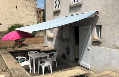 Apchat Casa | L'harmonie, Maison Auvergnate au Cœur des Volcans