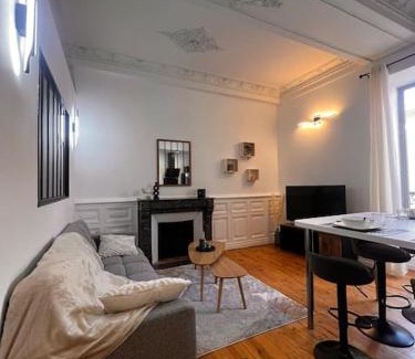 Cournon-dʼAuvergne Apartamento | L'Haussmann - centre ville - 5 personnes