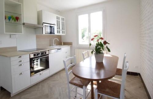 La Selle-en-Hermoy Apartamento | L'hermoyse Cosy Hyper Centre Ville