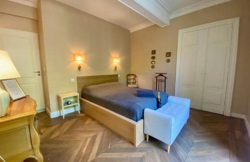 Nimes City Centre Apartamento | L'historien - avec balcon coeur de Nîmes