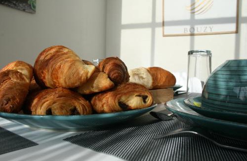 Bouzy Cama Y Desayuno | L'Iliade - Chambres d'hôtes - B&B à Bouzy
