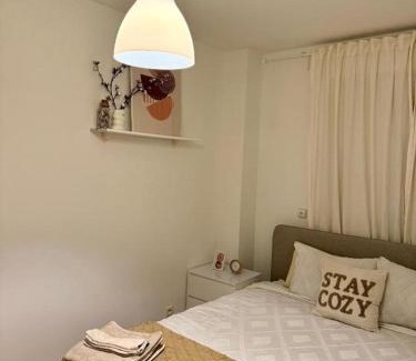 Alfortville Apartamento | L'Ilios Cosy House - F2 Lumineux plein centre ville