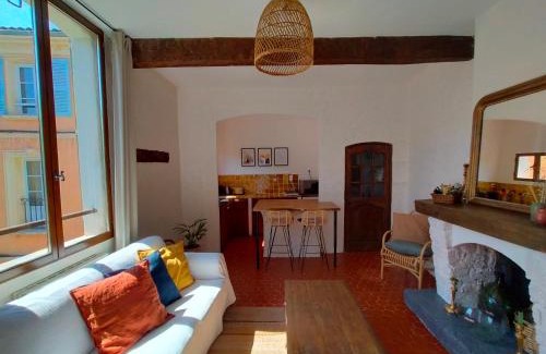 Cotignac Apartamento | L'Imprévu de Cotignac, Appart' et Duplex au cœur du village