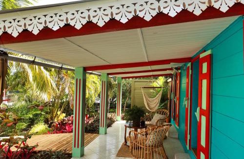 Basse Vallee Casa | L'incroyable maison de Mamie MECHANT