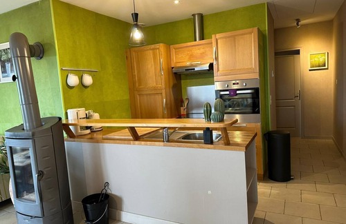 Cernay-les-Reims Casa | Casa-Confortable-Baño con bañera-Vineyard view