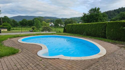 Ramonchamp Casa | L'intemporel - Grand Jardin avec Piscine