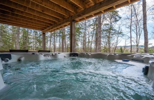 Mauricie Casa | L'Inukshuk - Chalet en bois ave Spa
