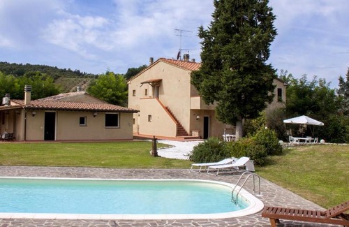 Volterra Apartamento | L'isola che non c'è