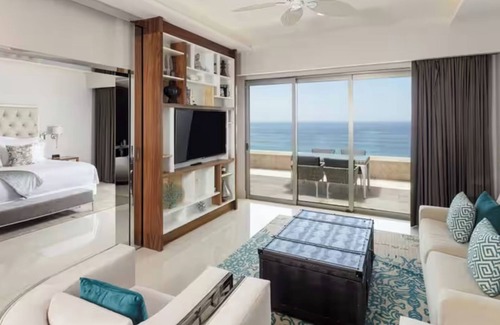 Cabo San Lucas Complejo | L&L Collection Cigueña Blanca 2 Bedrooms