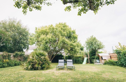 Barneville-Carteret Casa | L'Olivera : Between escape, sport and nature