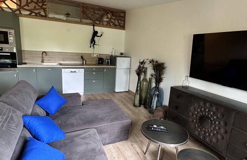 Les Attaques Apartamento | Apartamento-Familiar-Baño privado-Vista al Parque