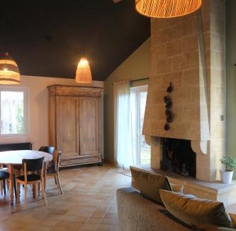 Poule-les-Echarmeaux Apartamento | L'orée de la Roche