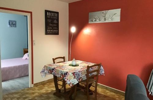 Rochechouart Casa | L’orée des fleurs