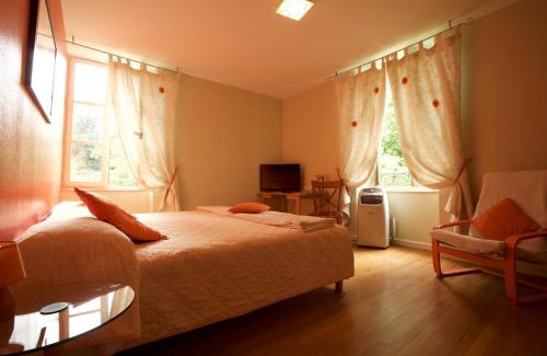 Roussillon-en-Isere Hotel | L'Oree Du Château