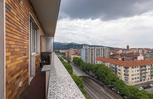 Lingotto Apartamento | L'orizzonte con vista sulla collina
