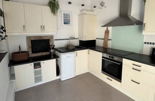 Pech-Luna Casa | L’Ostalet: a beautifully restored gîte near Mirepoix w/ large heated pool