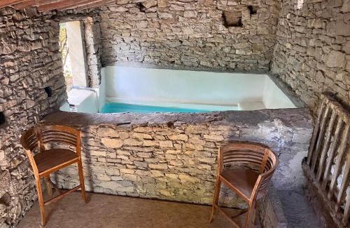 Claret Casa | L'Ostal des Embruscalles