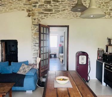 Claret Casa | L'Ostal des Embruscalles