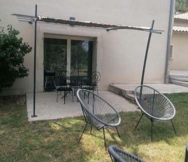 Saint-Marcel-d'Aredeche Apartamento | L'oustal