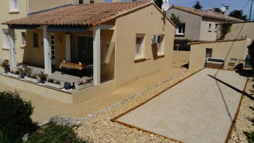 Bourg-Saint-Andeol Cama Y Desayuno | l'oustau bonur