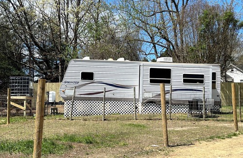 Stokes Casa | L & R Ranch Rv Camping, on the farm