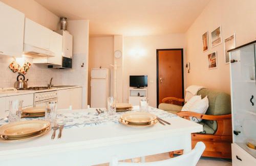 Luni Mare Apartamento | L'Ulivo - Lakeside L&B