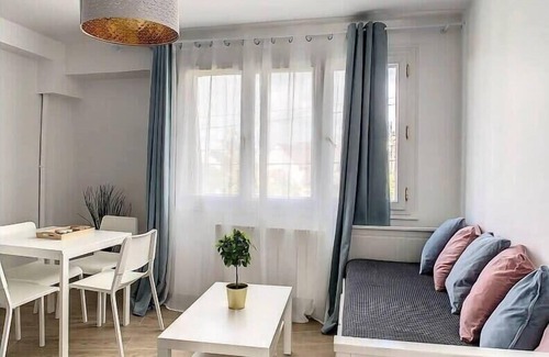 Livry-Gargan Apartamento | L04 - Aéroport, Paris, Disney, Parc des Expositions by Villa Dengous