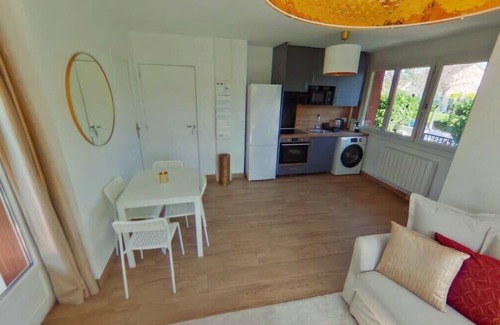 Livry-Gargan Apartamento | L05 - Aéroport, Paris, Disney, Parc des Expositions by Villa Dengous