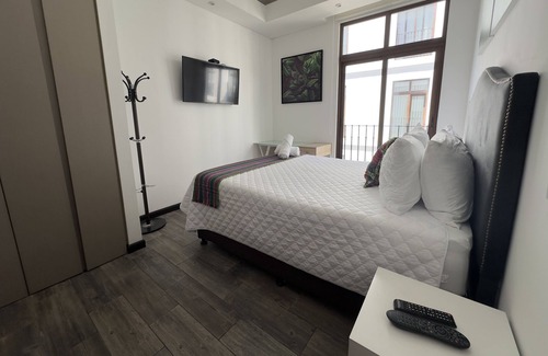 Zona 16 Apartamento | L1C - Apto in Cayala for 4 guests