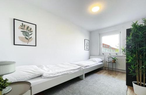 Wiederitzsch Apartamento | L21-Apartment Leipzig Nord, 3 Zimmer, 8 Personen, Standardisierte Ausstattung, ideal für Reisende, Pendler, Familien