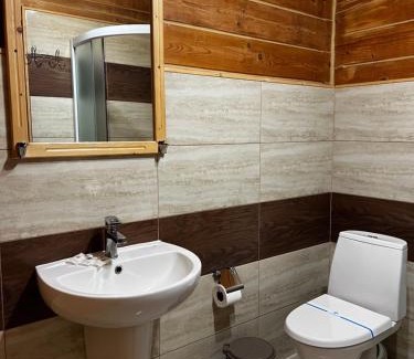 Polyanytsya Hotel | La Кrechunu