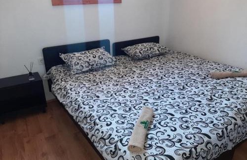 Salatrucel Otro | La 3 stejari, Călimănești
