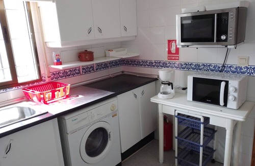 Islantilla Apartamento | La Antilla - Apartamento cerca de la playa y centro de estacionamiento privado.