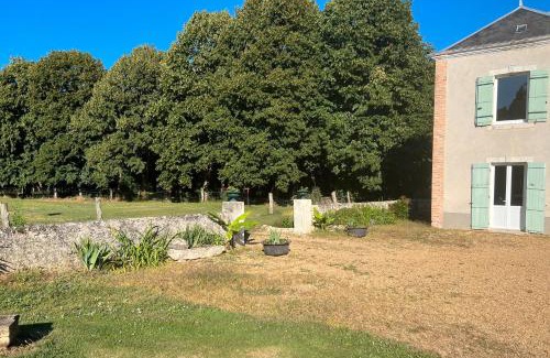 Parce-sur-Sarthe Casa | La Béchetière