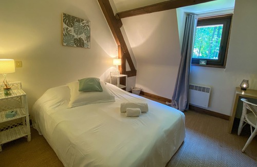 Saint-Gatien-des-Bois Casa | La Balancelle - Piscine Chauffée et Court de Tennis