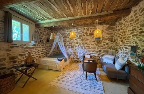 Cascastel-des-Corbieres Cama Y Desayuno | La Barbacane de Cascastel-des-Corbières