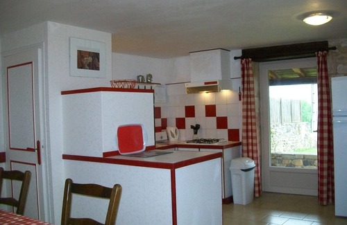 Audrix Cabaña | LA BARONNIE 4/6 pers 24260 Audrix cerca de los sitios más visitados de Périgord Noir
