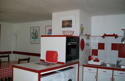 Audrix Cabaña | LA BARONNIE 4/6 pers 24260 Audrix cerca de los sitios más visitados de Périgord Noir