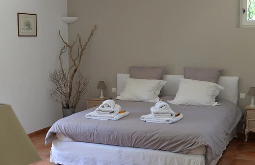 Saint-Marc-Jaumegarde Cama Y Desayuno | La Bastide De L'aube Chambre d hôtes