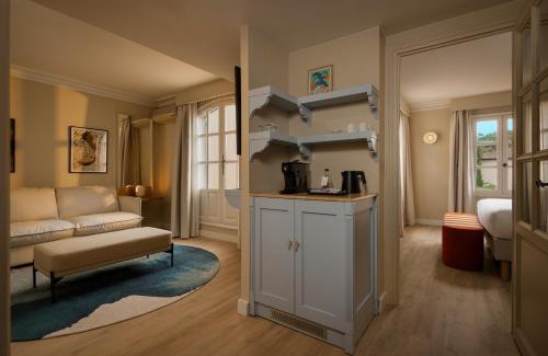 Mougins Hotel | La Bastide de Mougins, a Tribute Portfolio Hotel